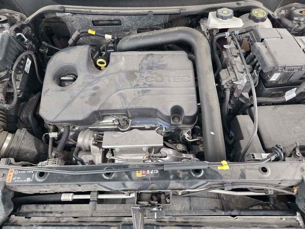 Used 2023 Chevrolet Equinox RS w/ RS Leather Package image 34