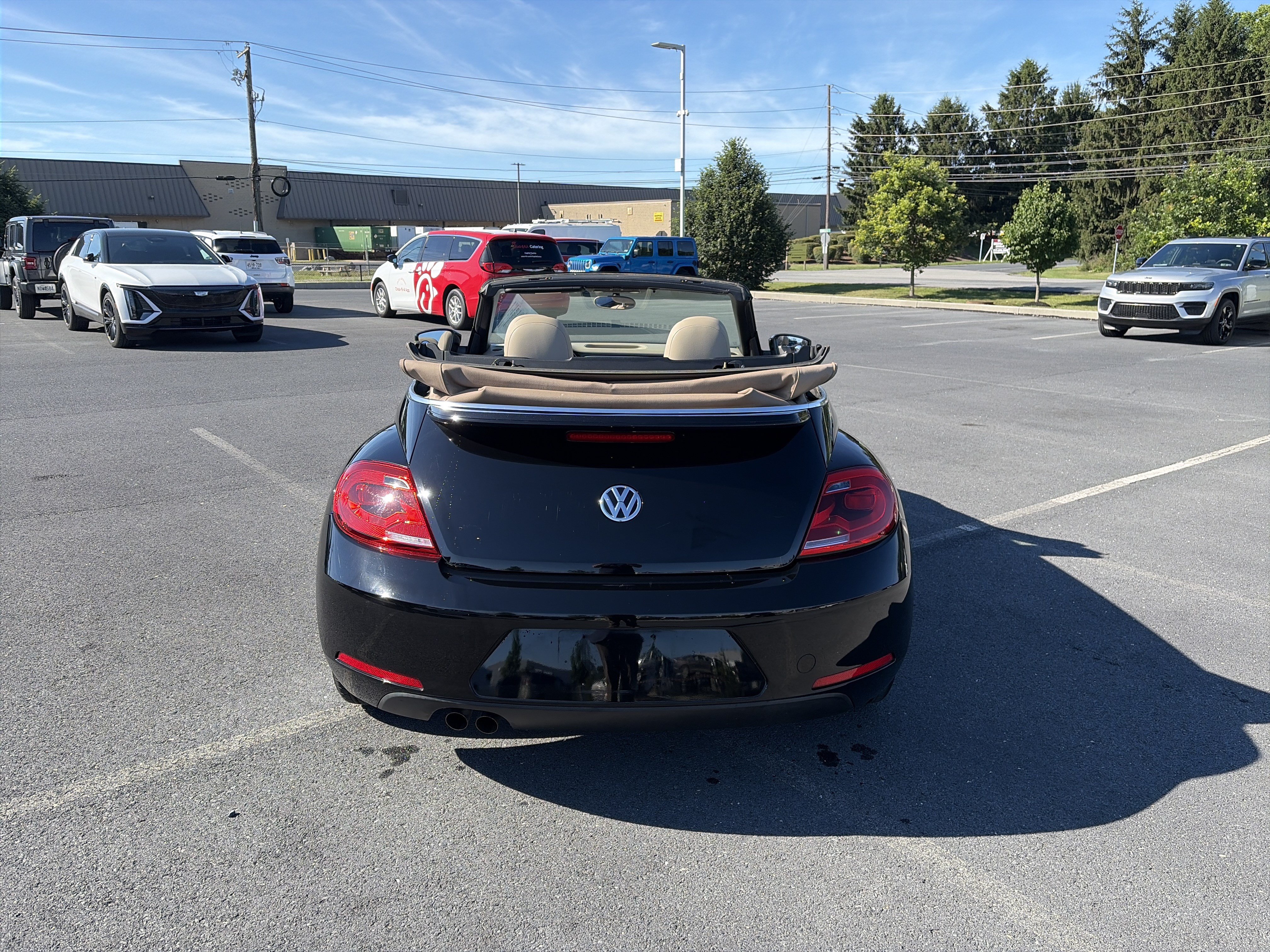 Used 2013 Volkswagen Beetle 2.5 FWD image 6