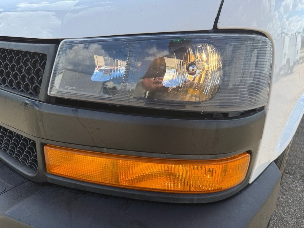 Used 2021 Chevrolet Express 2500 w/ Driver Convenience Package RWD image 28