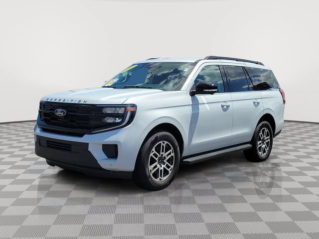New 2026 Ford Expedition Active RWD image 3