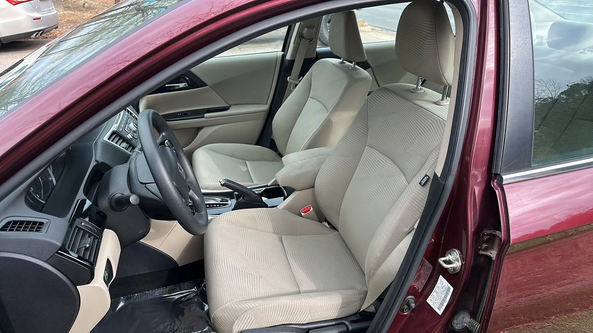 Used 2017 Honda Accord LX image 14