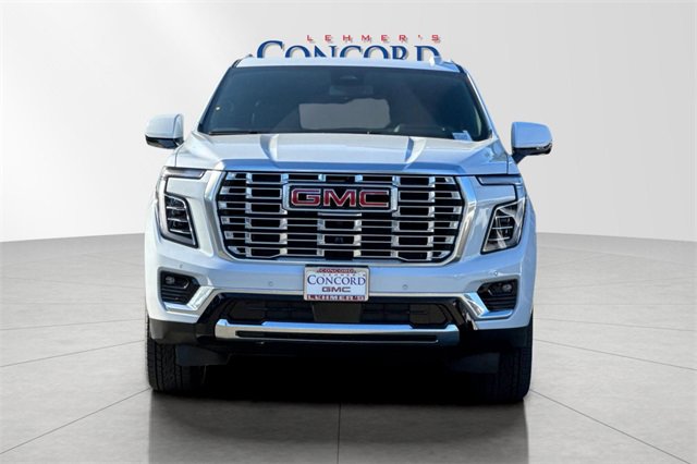 New 2026 GMC Yukon XL Denali w/ Sun & Power Step Package image 9