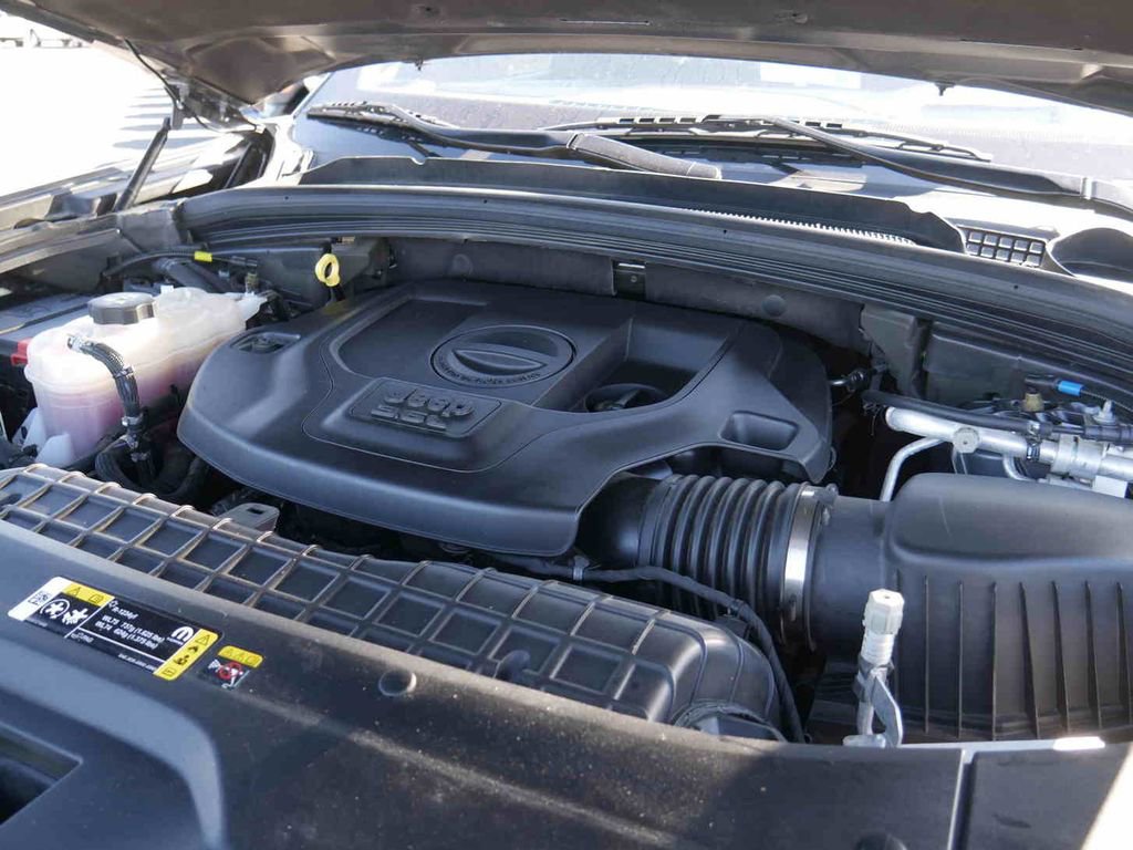 Used 2023 Jeep Grand Cherokee Summit w/ Adv Protech Group IV image 12