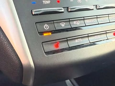 Used 2015 Lincoln MKC AWD w/ Equipment Group 101A Select image 17