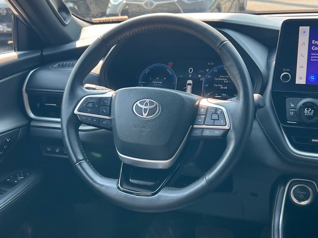 Used 2025 Toyota Grand Highlander AWD Hybrid image 12