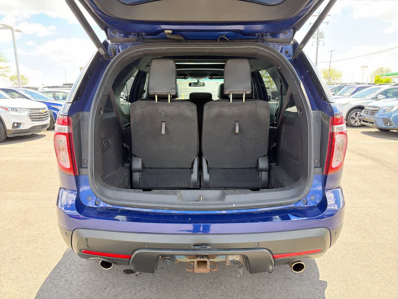 Used 2015 Ford Explorer Limited w/ Equipment Group 301A AWD/4WD image 38