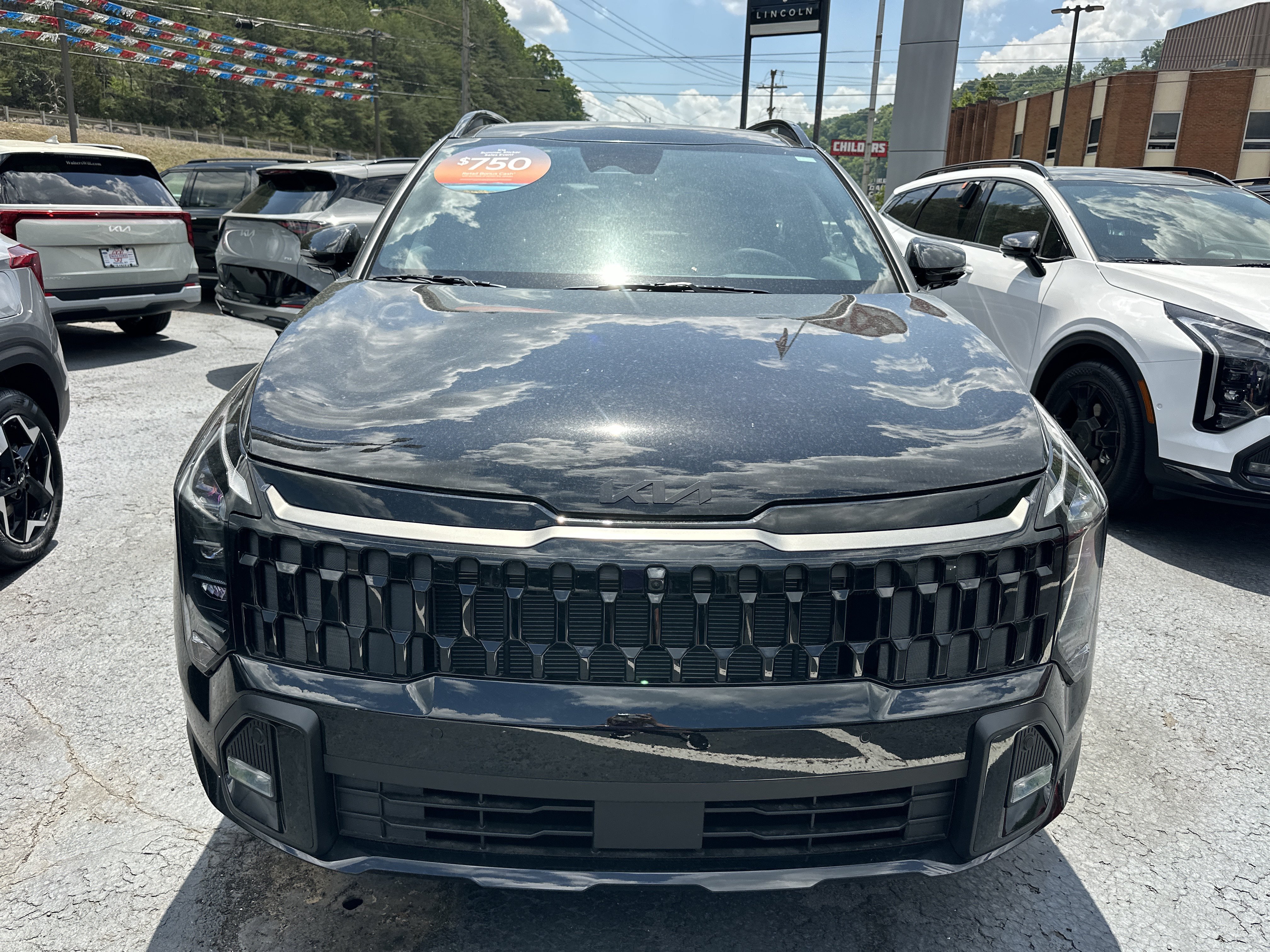 New 2026 Kia Sportage X-Line w/ X-Line Technology Package AWD/4WD image 2