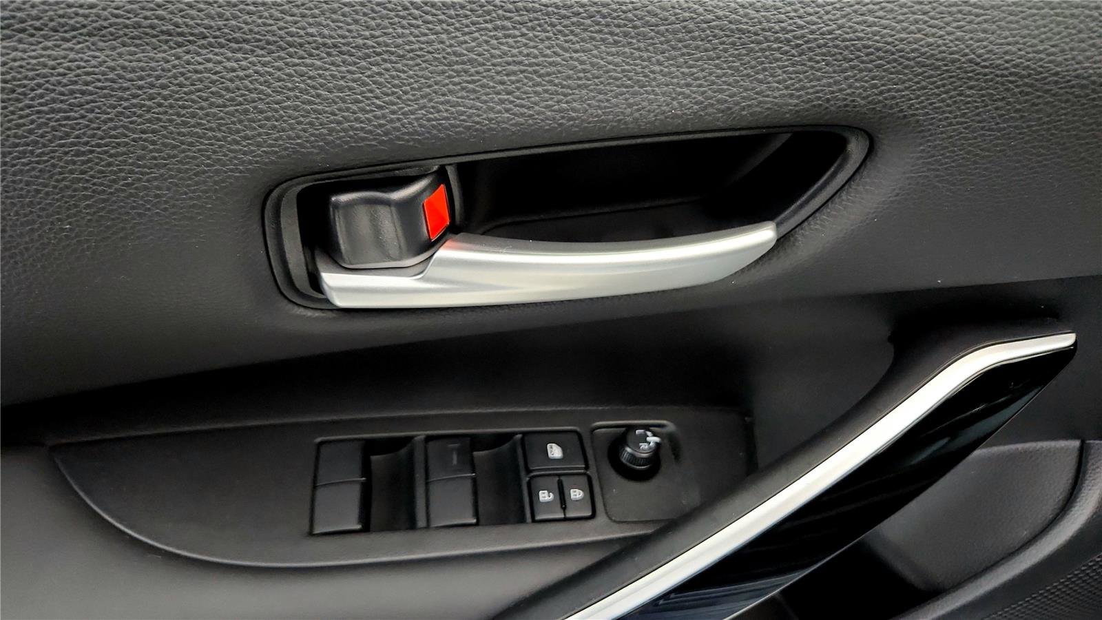 Certified 2025 Toyota Corolla XLE image 23