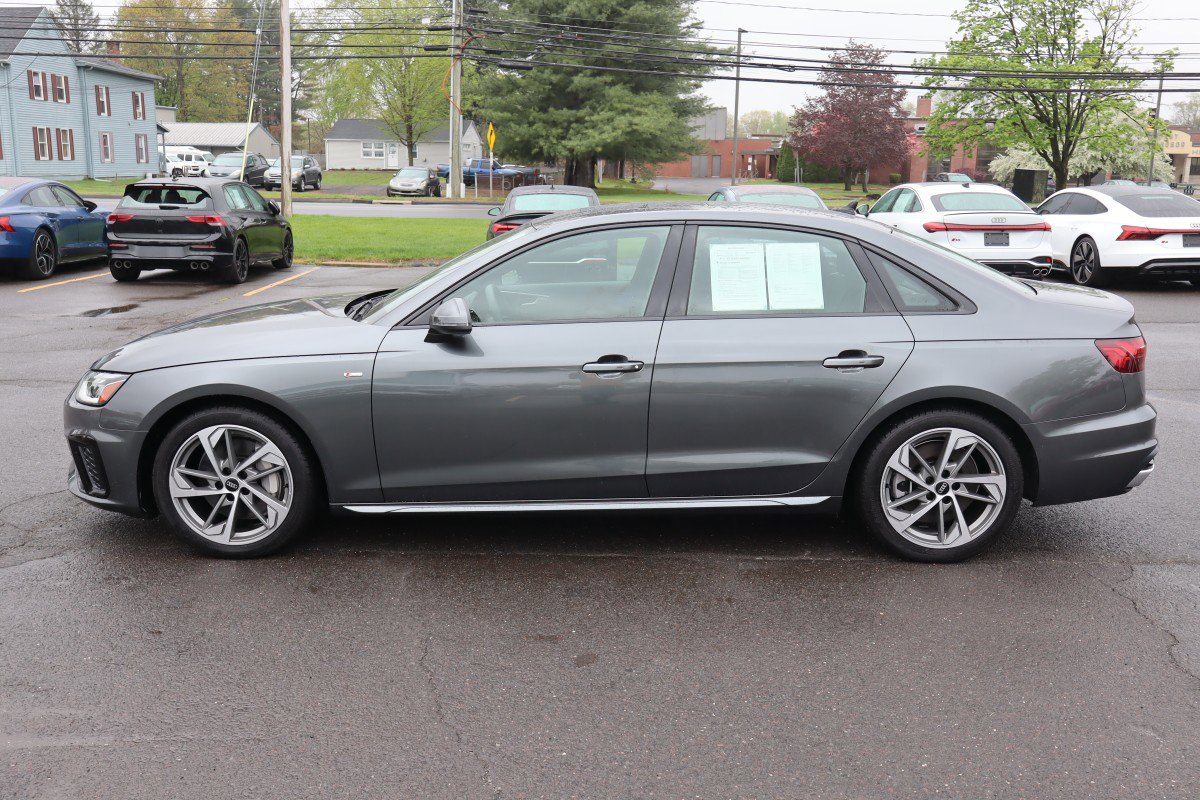 Used 2025 Audi A4 2.0T Premium w/ Convenience Package AWD/4WD image 8