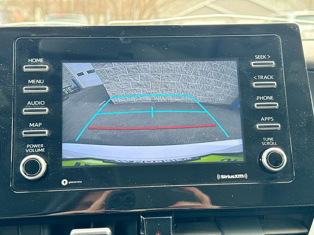 Used 2024 Toyota Camry SE image 11