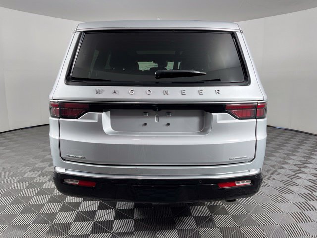 Used 2023 Jeep Wagoneer Series II w/ Premium Group I AWD/4WD image 10