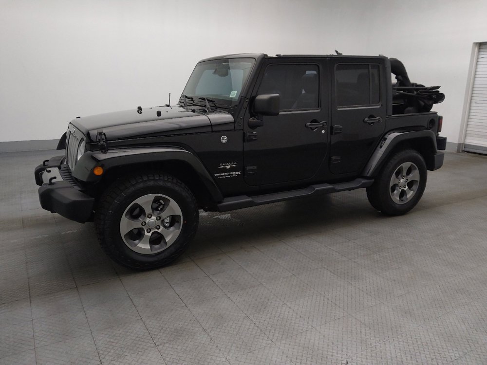 Used 2018 Jeep Wrangler Unlimited Sahara image 2