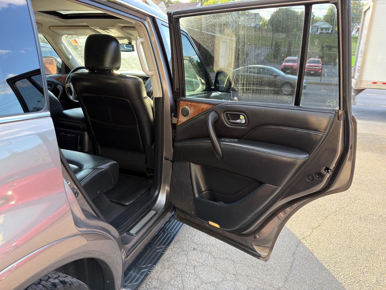 Used 2018 INFINITI QX80 4WD image 19