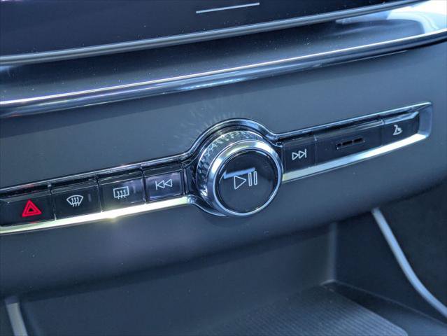 New 2026 Volvo XC90 T8 Ultra w/ Protection Package AWD/4WD image 10