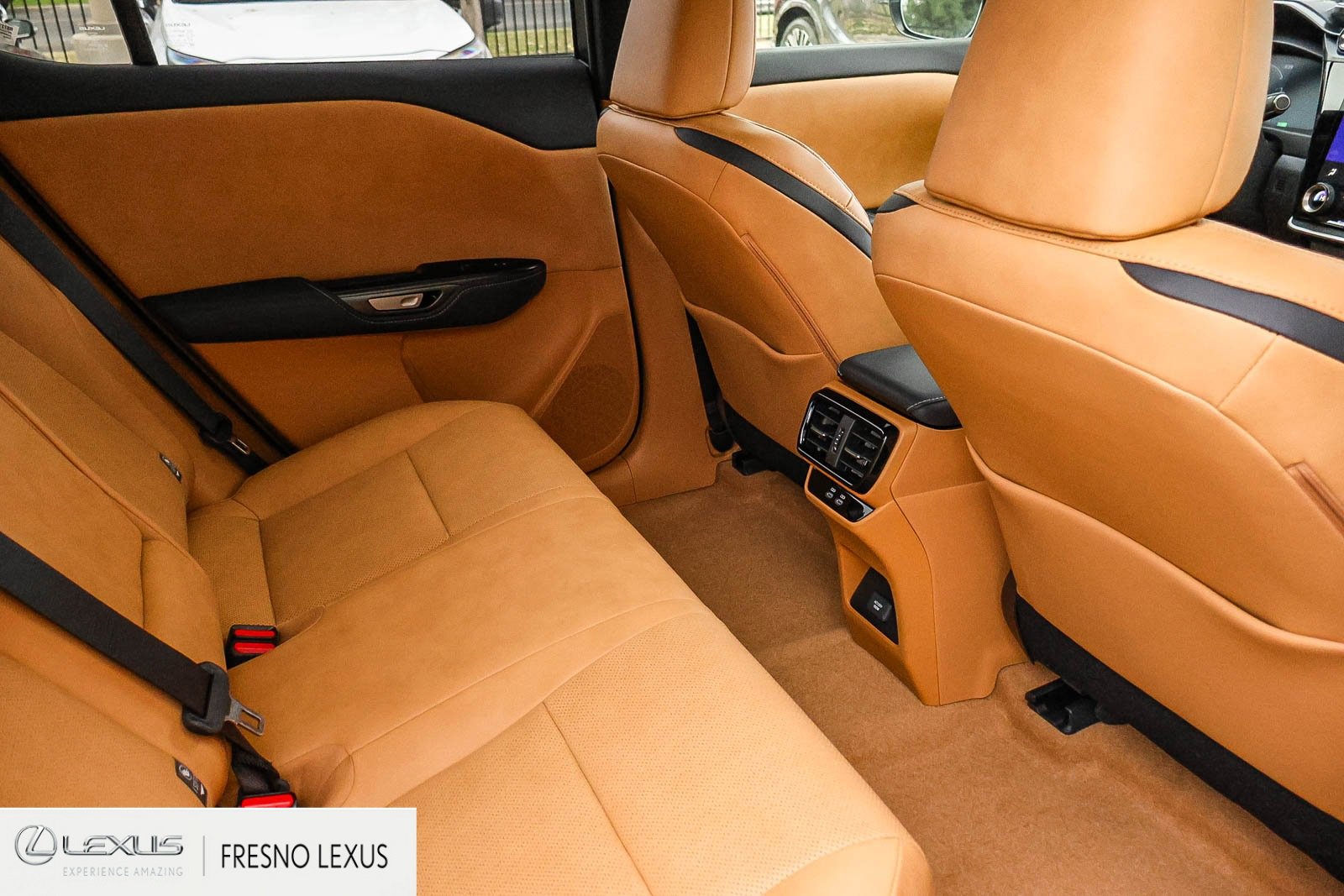 Used 2025 Lexus RZ 300e image 13