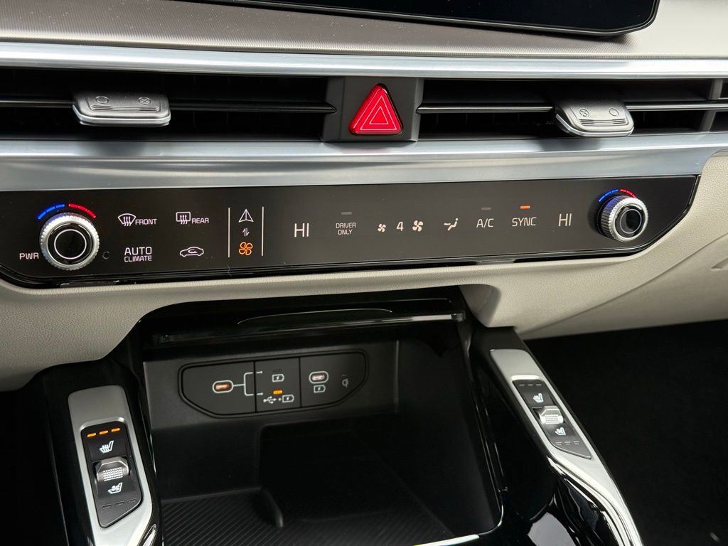 New 2026 Kia Sorento SX Prestige image 17