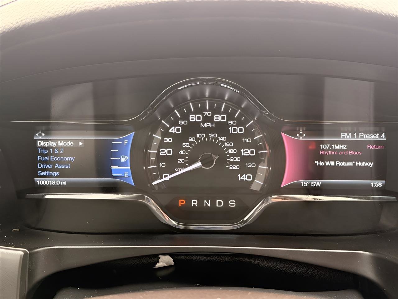 Used 2015 Lincoln MKS w/ Equipment Group 101A FWD image 23