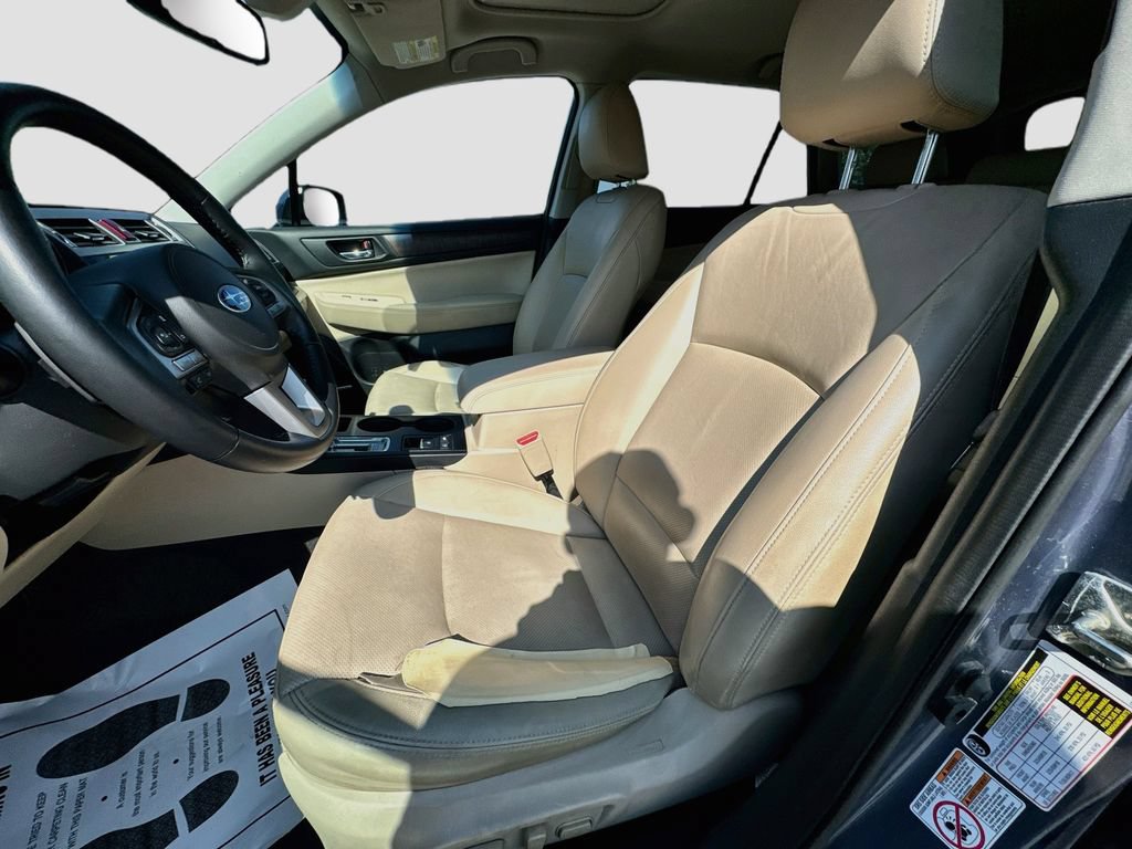 Used 2016 Subaru Outback 3.6R Limited AWD/4WD image 25