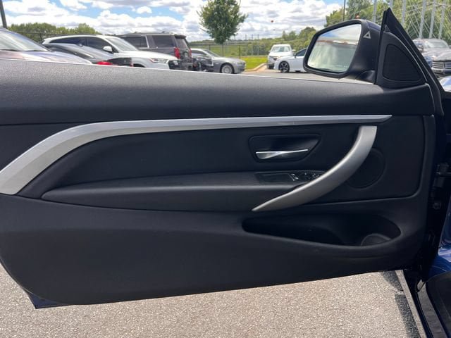 Used 2020 BMW 430i Coupe w/ Convenience Package RWD image 9