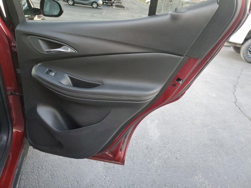 Used 2022 Buick Encore GX Preferred w/ Cold Weather Comfort Package image 28