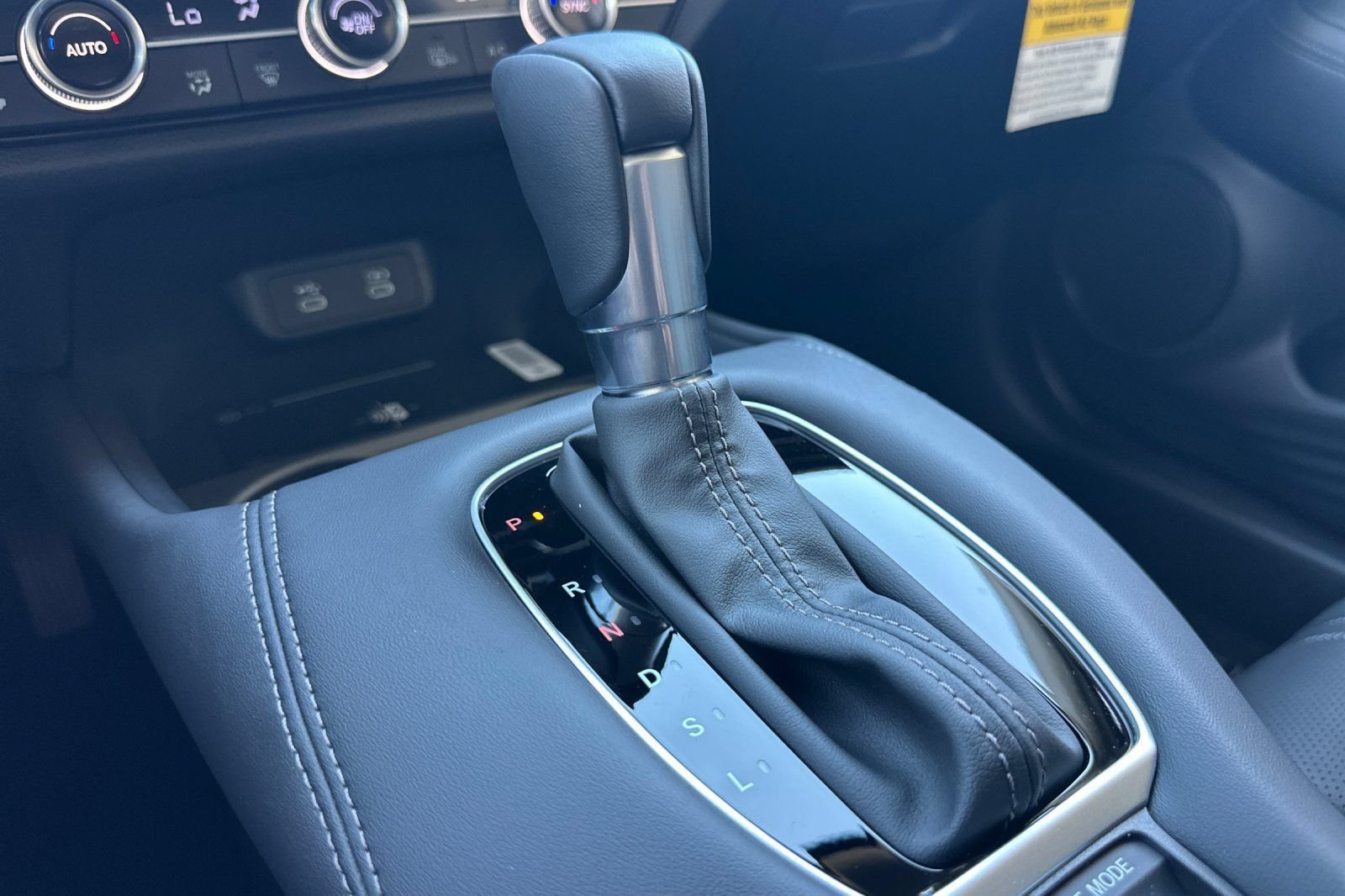 New 2027 Honda HR-V EX-L image 24