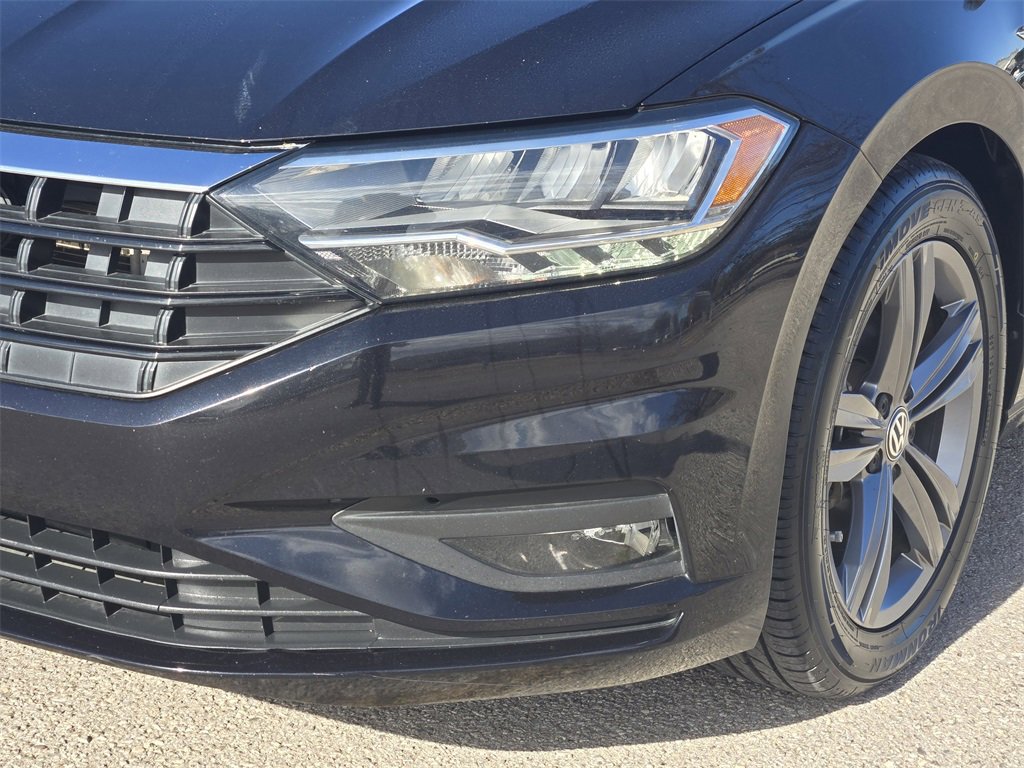 Used 2021 Volkswagen Jetta R-Line w/ R-Line Cold Weather Package image 10