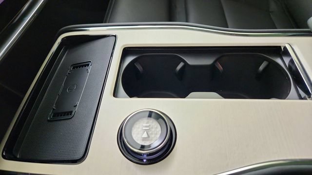 New 2026 Volvo EX90 Ultra AWD/4WD image 17