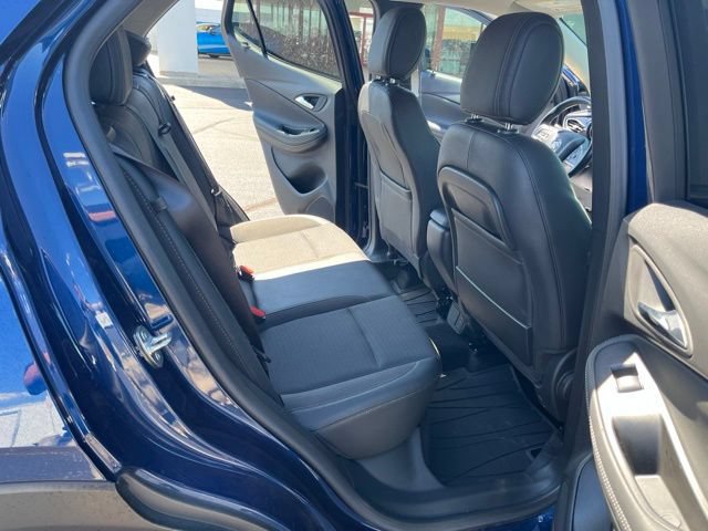 Used 2023 Buick Encore GX Select w/ Safety Package II AWD/4WD image 31