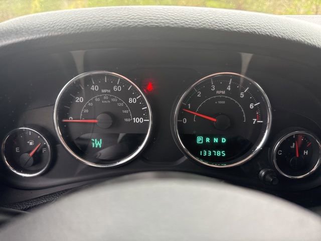 Used 2012 Jeep Wrangler Unlimited Sahara w/ Connectivity Group image 18