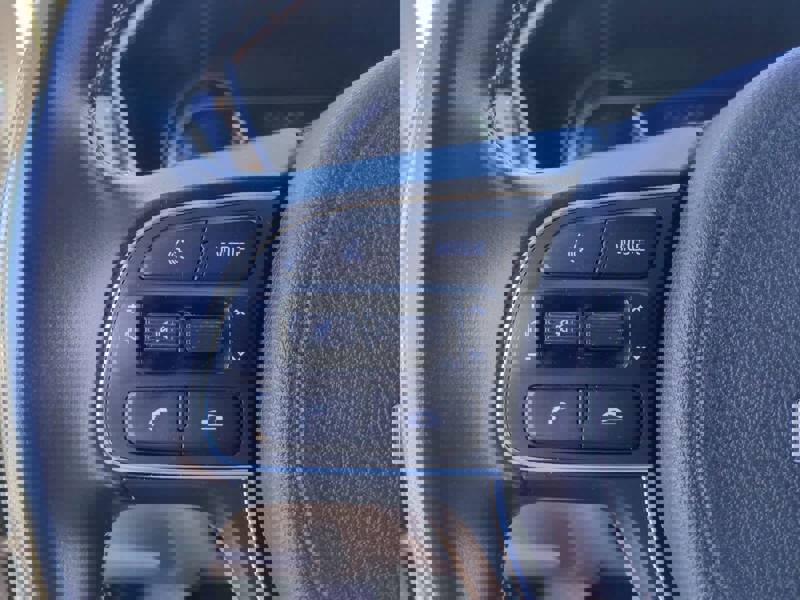 Certified 2022 Kia Niro EX image 23