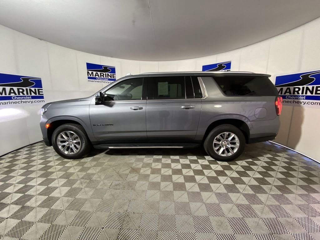 Used 2021 Chevrolet Suburban Premier w/ Premium Package 2 AWD/4WD image 13