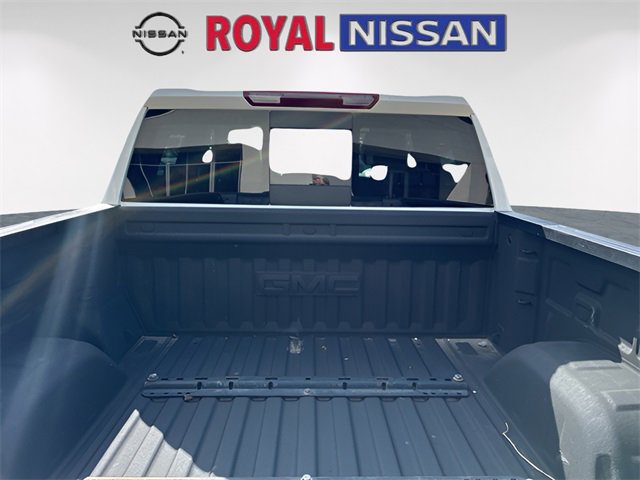 Used 2022 GMC Sierra 1500 SLT w/ SLT Premium Plus Package image 8