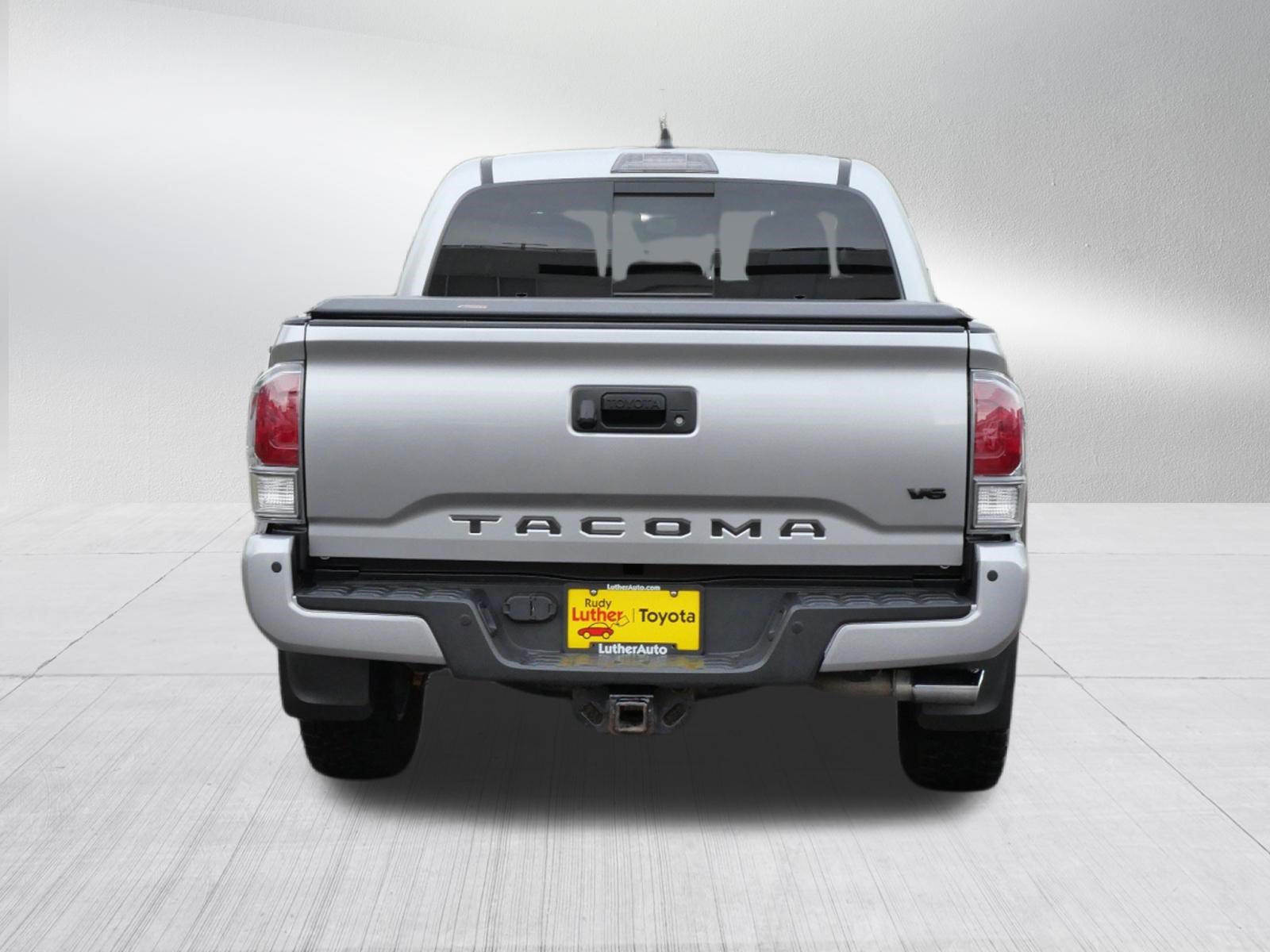 Certified 2022 Toyota Tacoma TRD Off-Road w/ TRD Premium Off Road Package AWD/4WD image 7