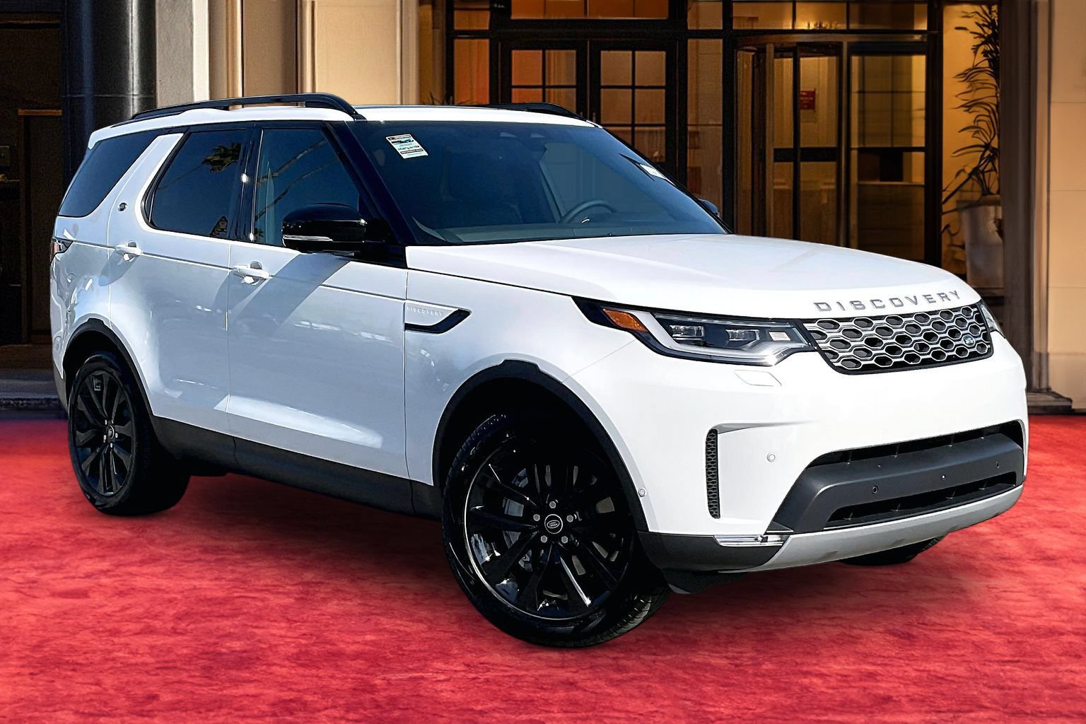 New 2026 Land Rover Discovery S AWD/4WD image 23