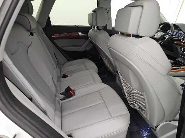 Used 2022 Audi Q5 e Prestige image 35