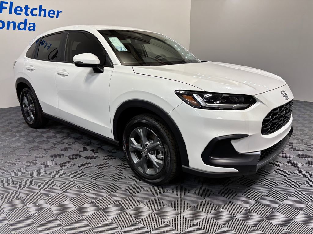 New 2026 Honda HR-V LX image 8