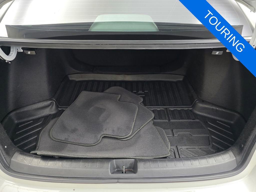 Used 2024 Honda Civic Touring image 16