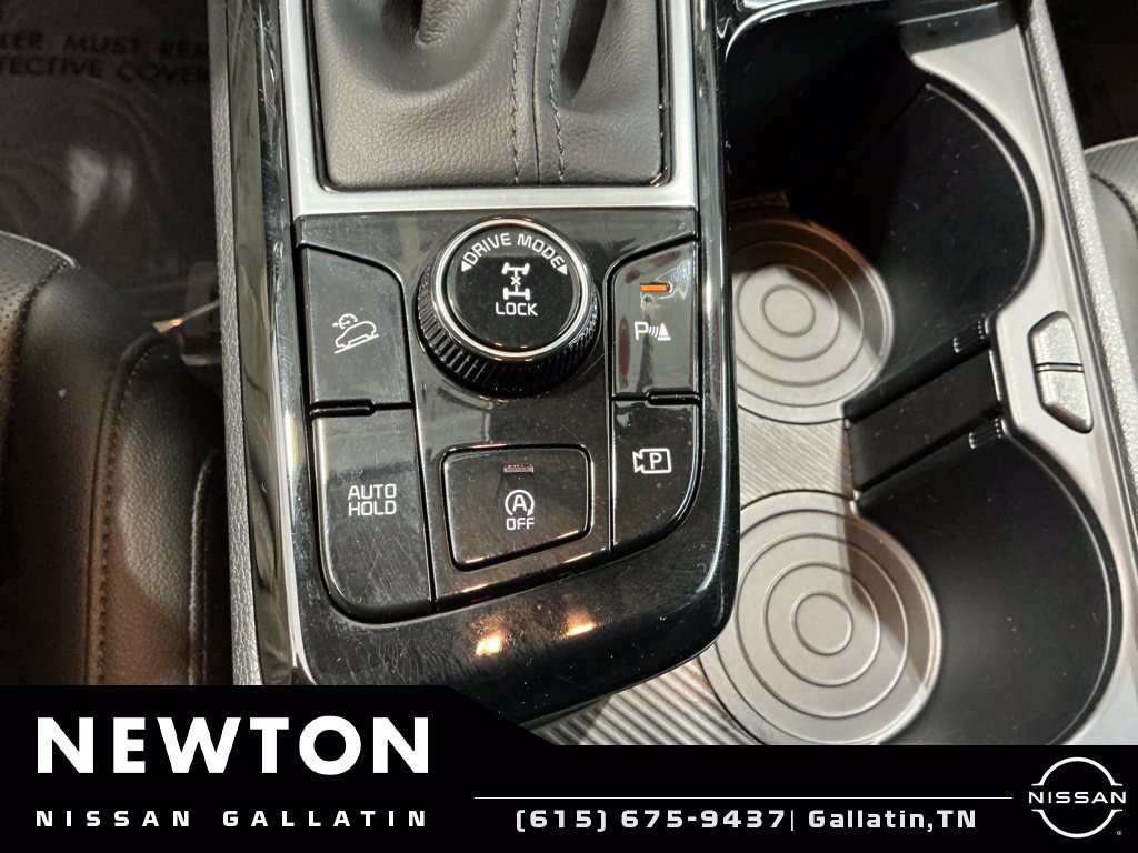 Used 2025 Kia Sportage EX AWD/4WD image 8