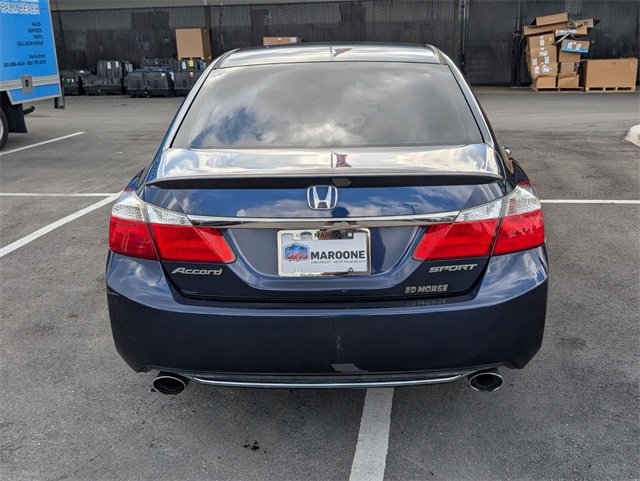 Used 2015 Honda Accord Sport image 11
