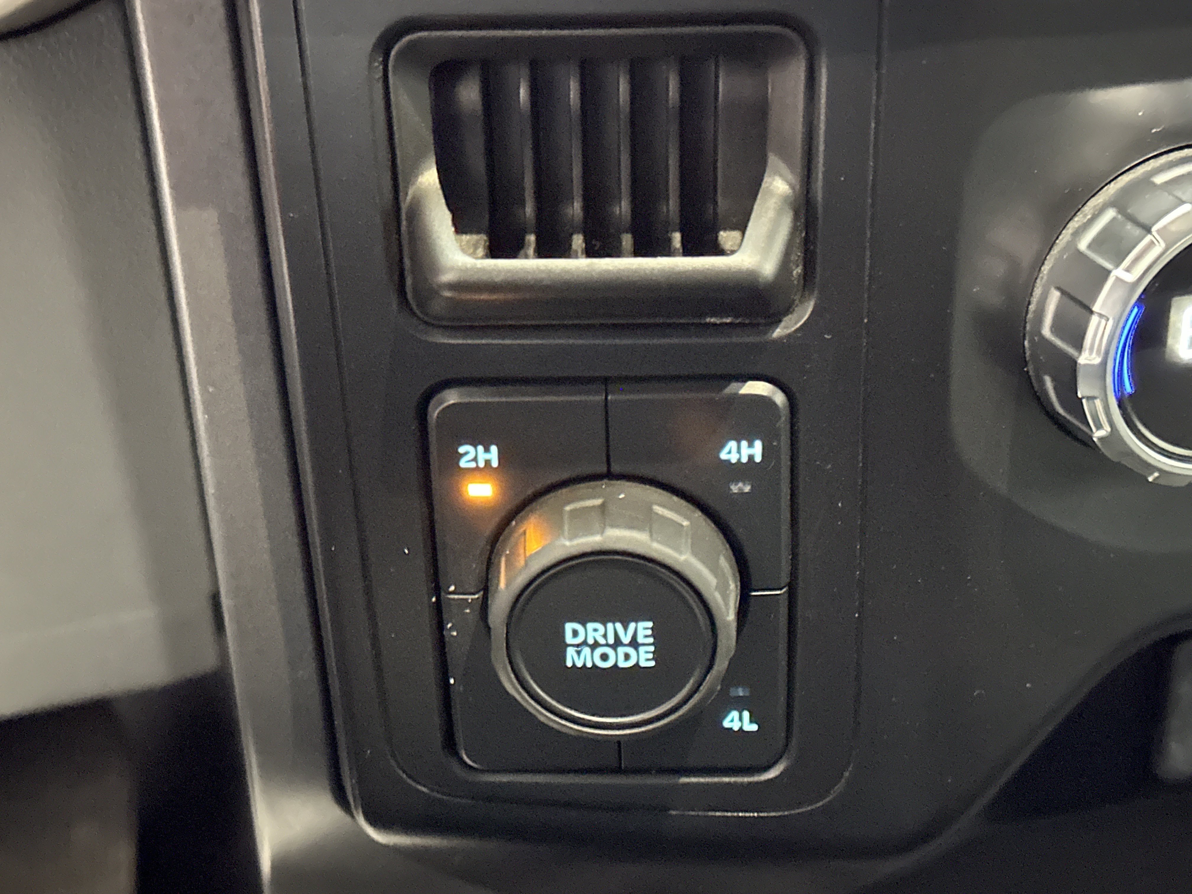 Used 2021 Ford F150 XLT w/ Equipment Group 301A Mid image 38