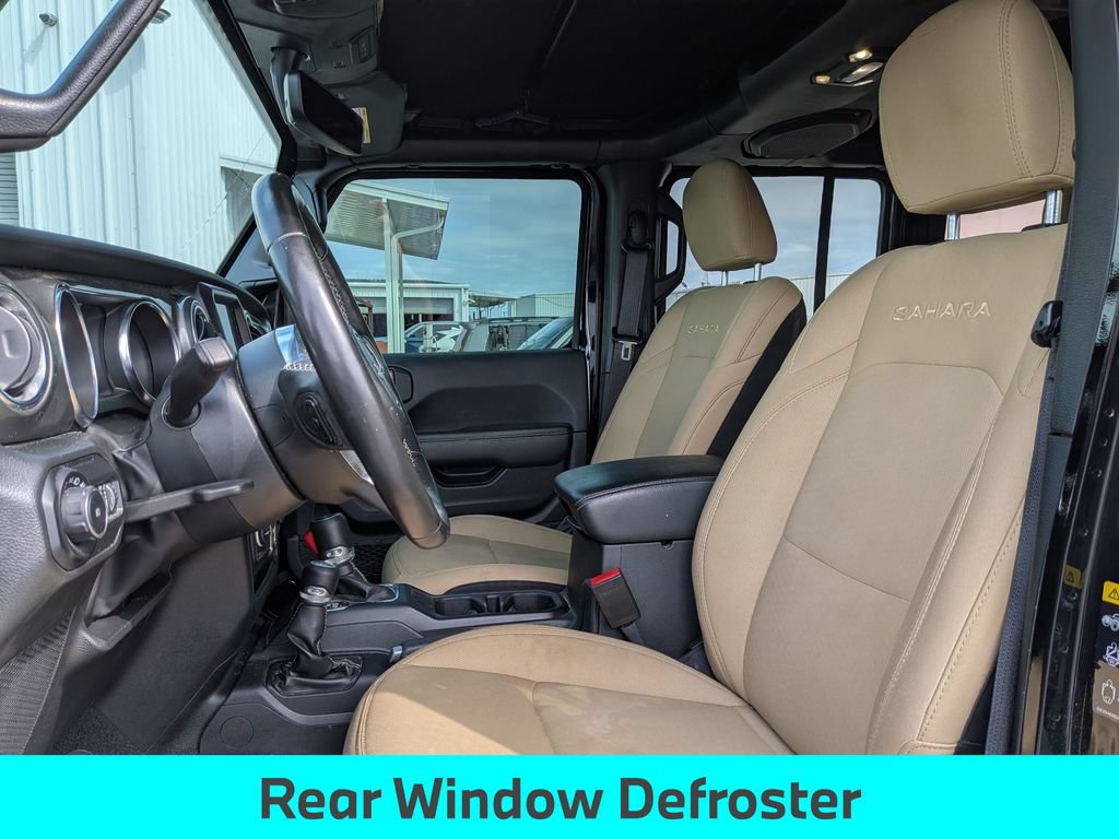 Used 2022 Jeep Wrangler Unlimited Sahara w/ LED Lighting Group AWD/4WD image 16