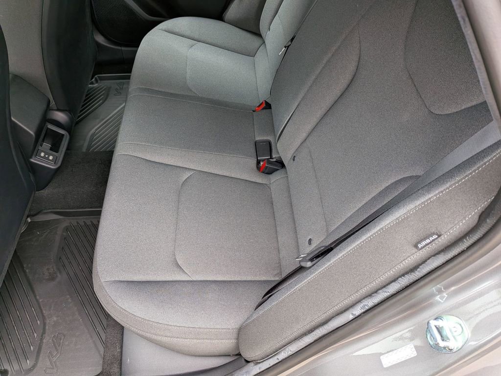 Certified 2025 Kia K4 LXS image 21