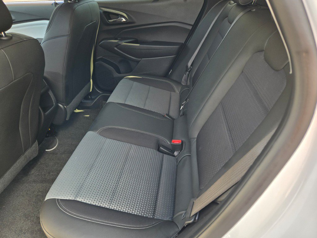 Certified 2026 Chevrolet Trax LT FWD image 16
