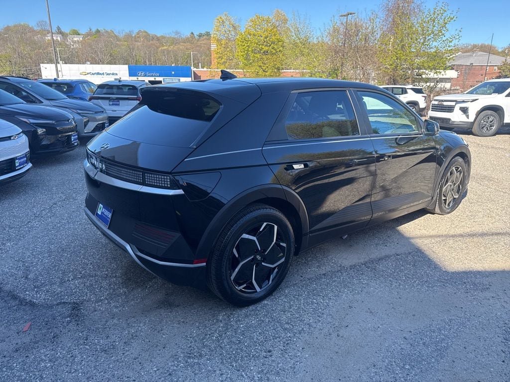 Certified 2022 Hyundai Ioniq 5 SEL AWD/4WD image 6