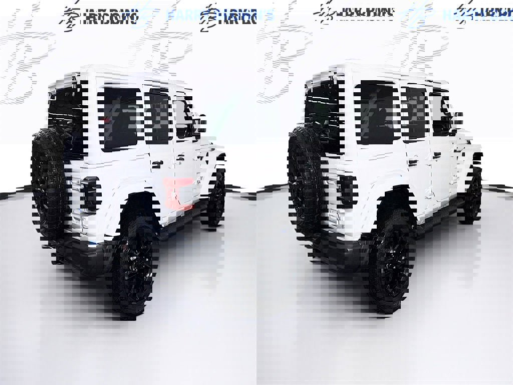 Used 2023 Jeep Wrangler Unlimited Sahara w/ Cold Weather Group image 30