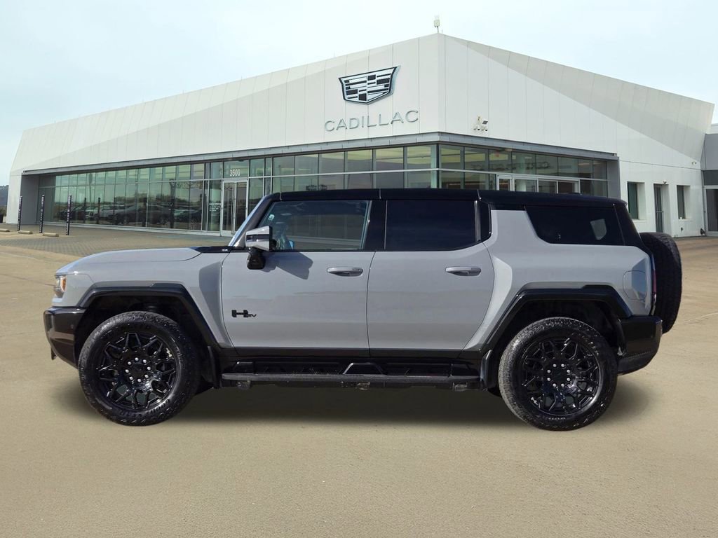Used 2025 GMC Hummer EV 3X w/ LPO, Dark Essentials Package image 3