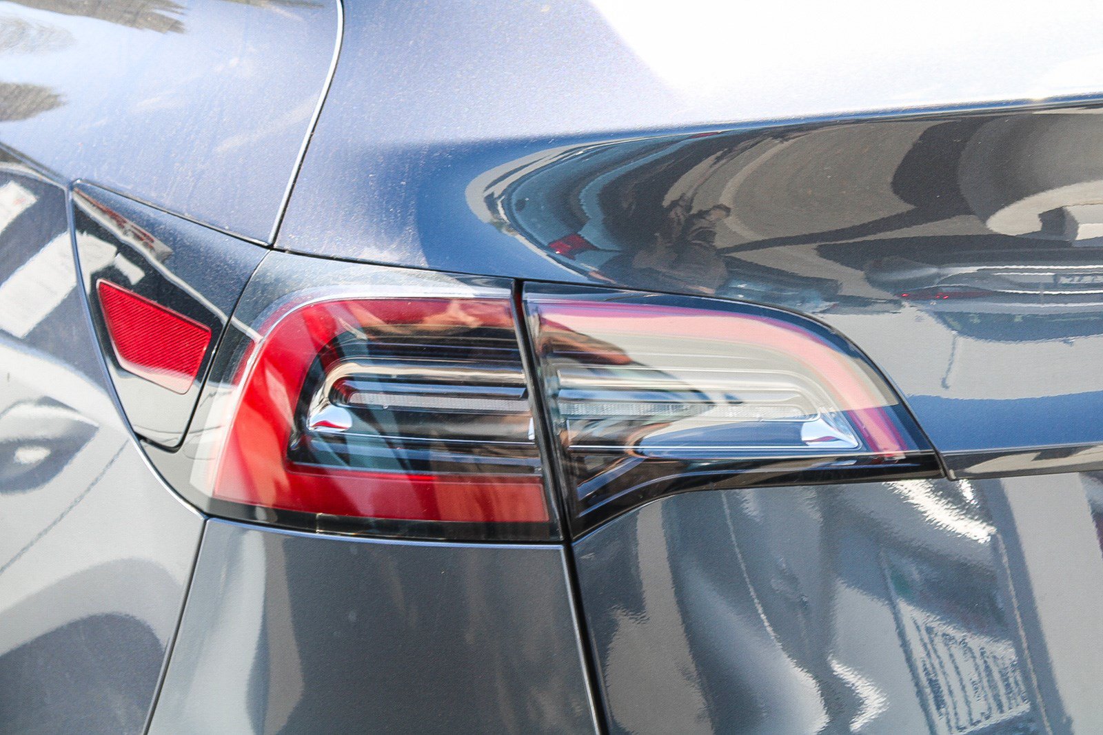 Used 2021 Tesla Model Y Long Range AWD/4WD image 9