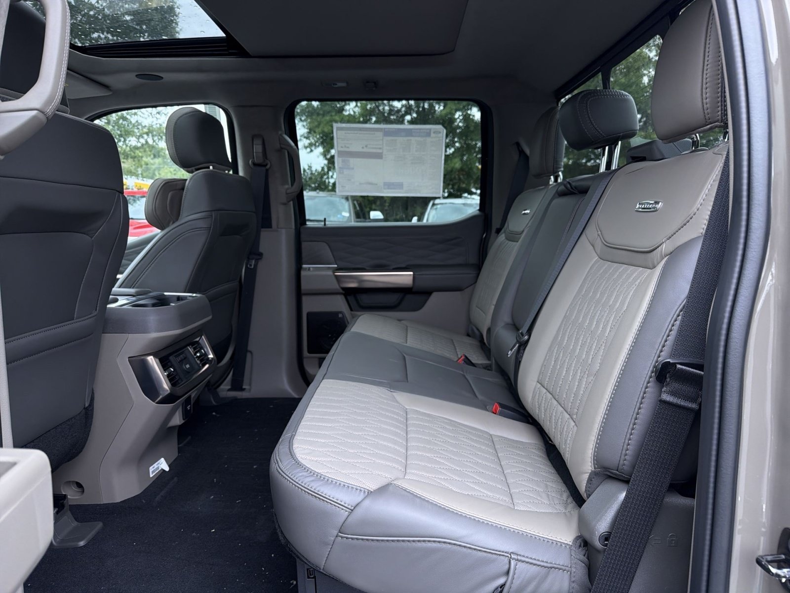 New 2026 Ford F350 Platinum w/ Platinum Plus Package AWD/4WD image 28