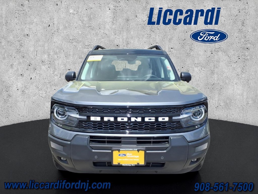 Certified 2025 Ford Bronco Sport Outer Banks w/ Outer Banks Tech Package+ AWD/4WD image 2