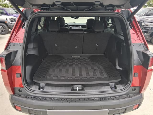 New 2026 Jeep Cherokee Overland w/ Advanced Pro Tech Group AWD/4WD image 28